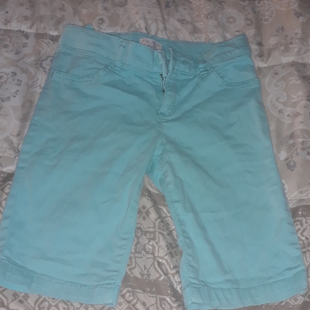 2 shorts